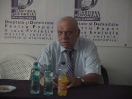 Nicolae Diaconescu, consilier judeţean, la conferinţa de presă săptămânală PP-DD.